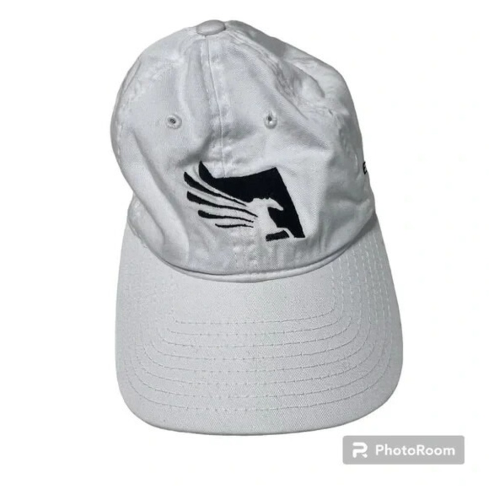 Pegasus White Baseball Cap Hat‎